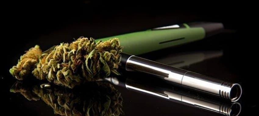 Elektronik sigara zararları nelerdir ve akciğer, kalp, beyin üzerindeki güncel etkileri