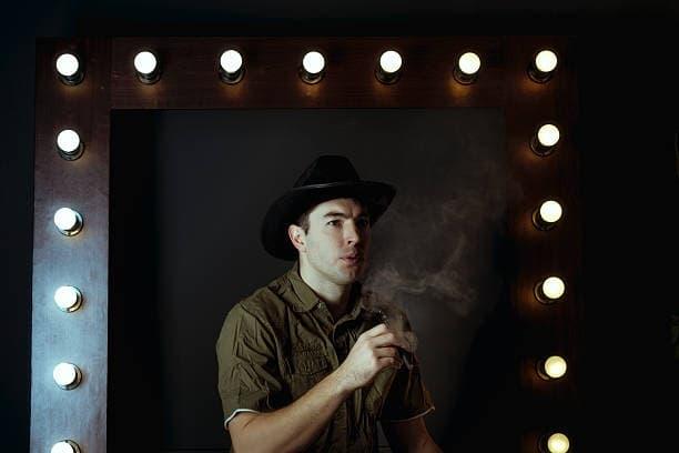 Patlamayan elektronik sigara rehberi 2025 güvenlik ipuçları ve en güvenilir modellerin incelenmesi